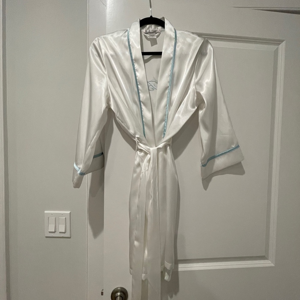 Bride Robe - Size Small - Picture 1 of 3